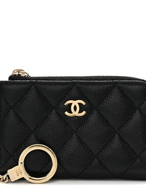 Chanel Classic Zipped Key Holder in Caviar Leather
